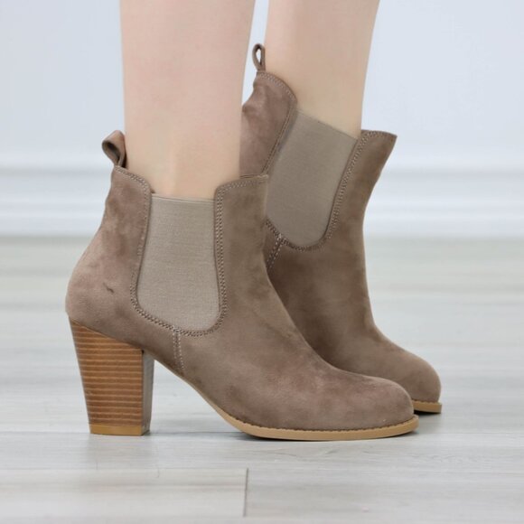 Womens Ankle Boots High Heel Tan Elastic Gore Synthetic Suede Round Toe - Picture 11 of 11